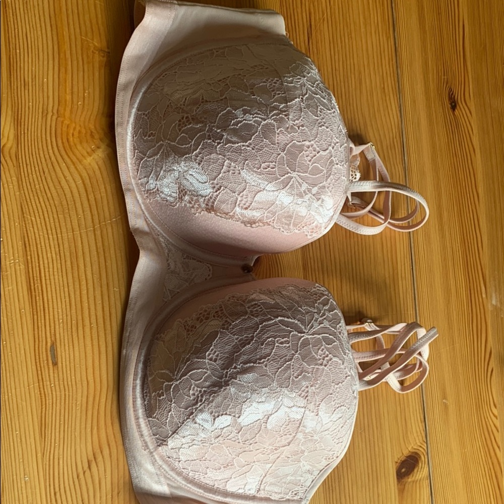 Elegant Lace Push-Up Bra - Pink